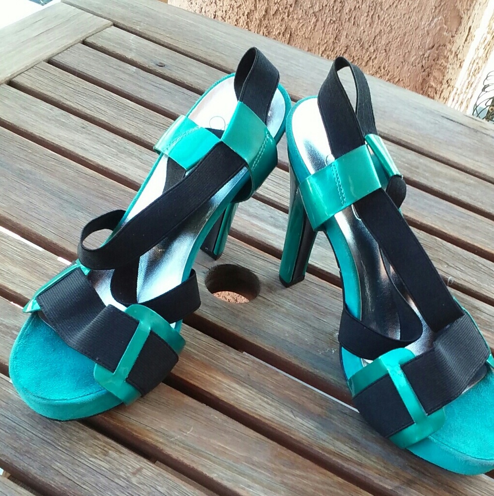 Jessica simpson strappy heels size 8 1/2